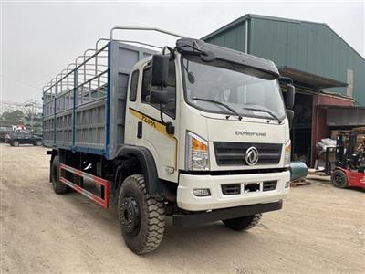 Xe tải Dongfeng có mui 2 cầu thùng dài 6,7m
