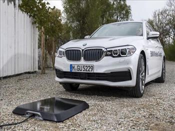 BMW sắp có thiết bị sạc không dây cho xe hơi