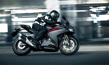 Honda CBR250RR ra mắt tại Nhật Bản giá từ 7.000 USD