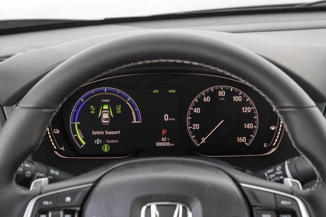 Honda Insight 2019 chỉ ngốn 4,2 lít xăng/100 km - 5