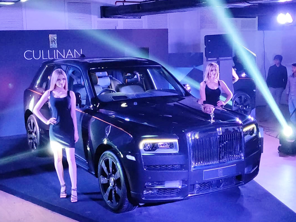 SUV siêu sang Rolls-Royce Cullinan sẽ về Việt Nam trong tháng 1 1