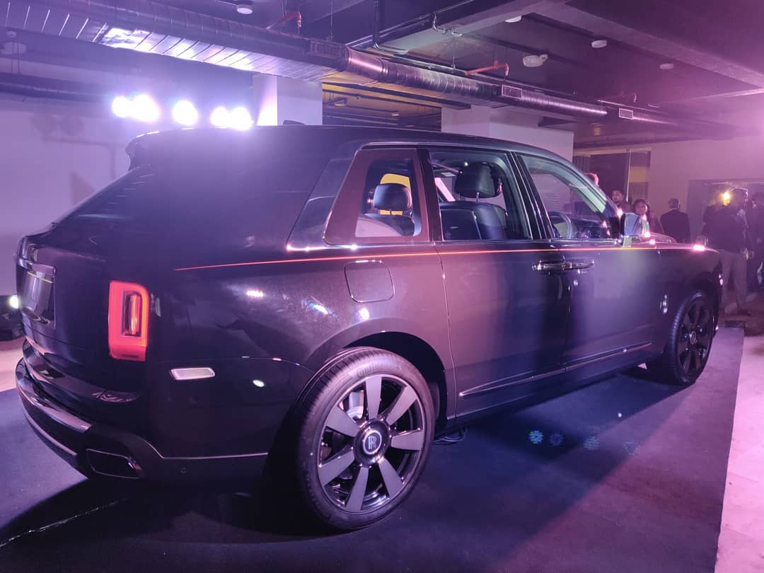 SUV siêu sang Rolls-Royce Cullinan sẽ về Việt Nam trong tháng 1 6