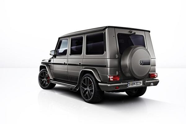 sieu-xe-suv-mercedes-amg-g63-va-g65-cuoi-tau-den-frankfurt-2